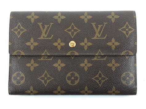 Louis Vuitton trifold wallet women's